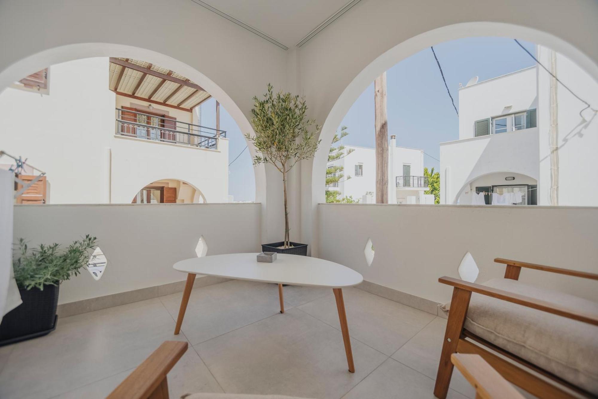 Aparthotel Golden Bird'S Naxos City Exterior foto